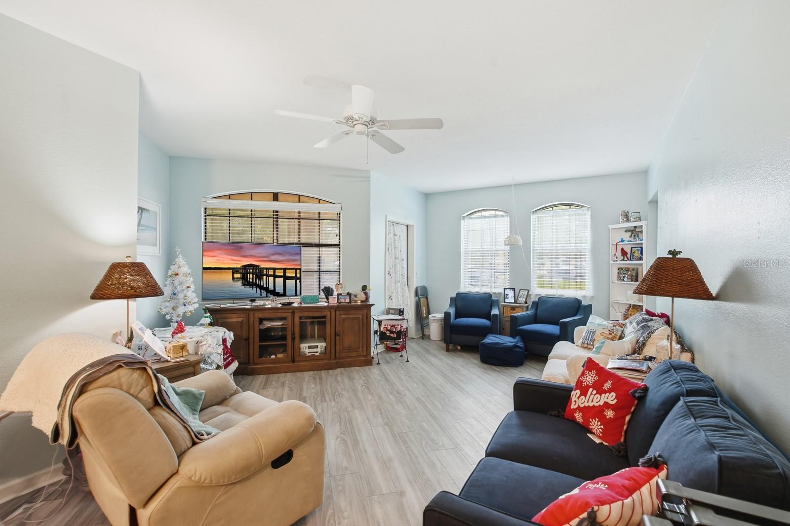VISTA COVE - Residential