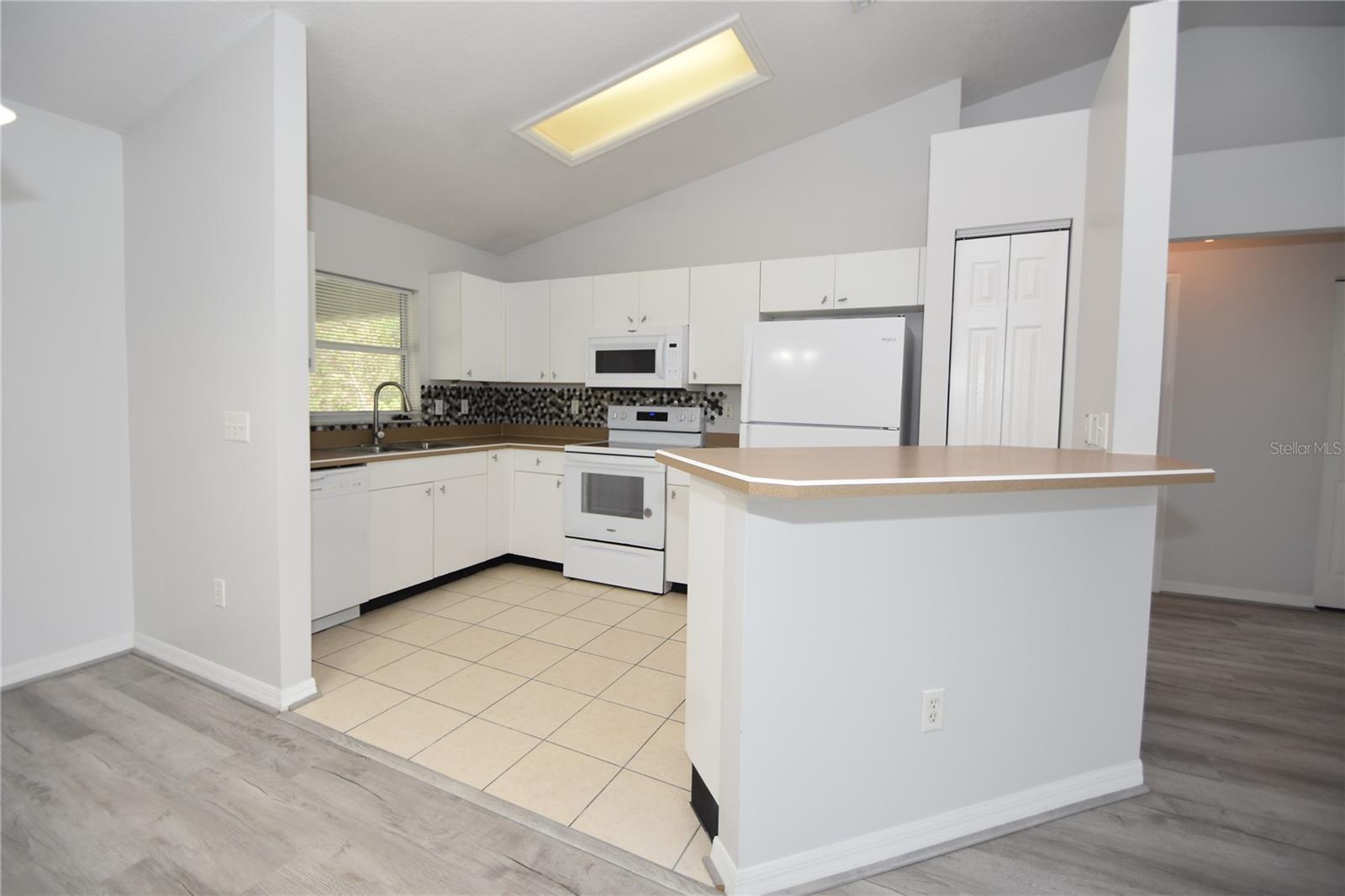 LEHIGH WOODS - Residential