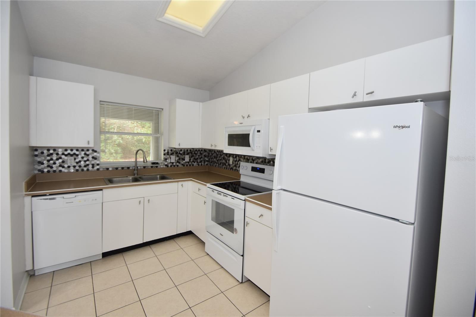 LEHIGH WOODS - Residential