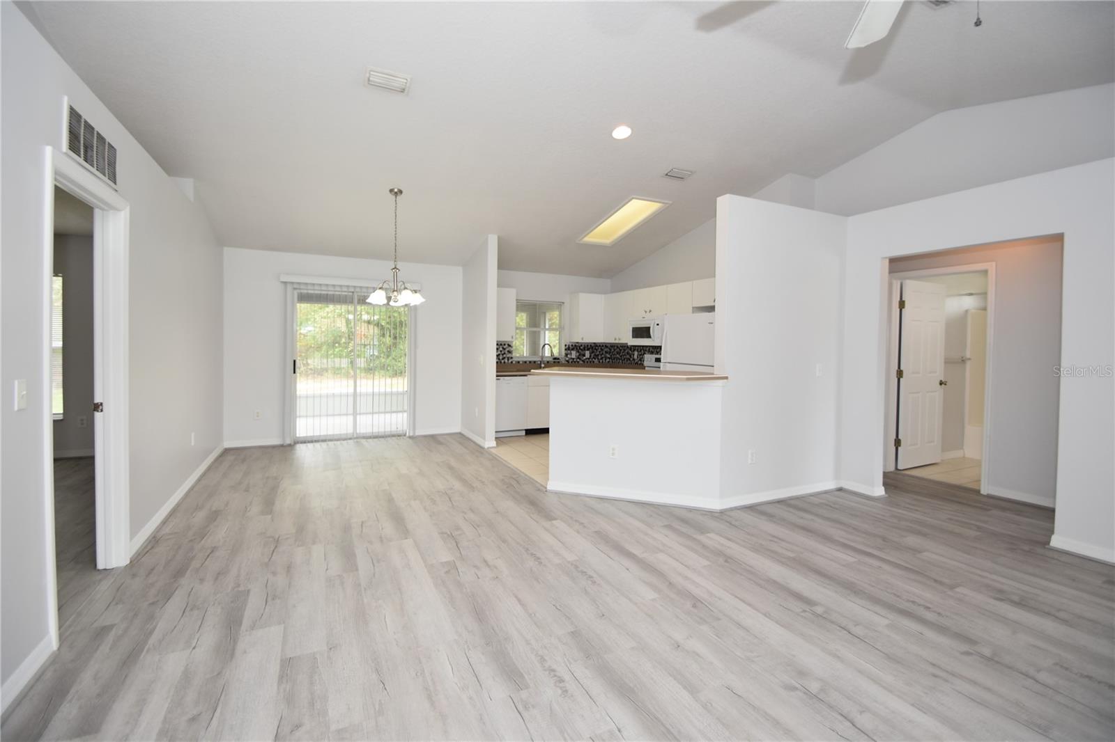 LEHIGH WOODS - Residential