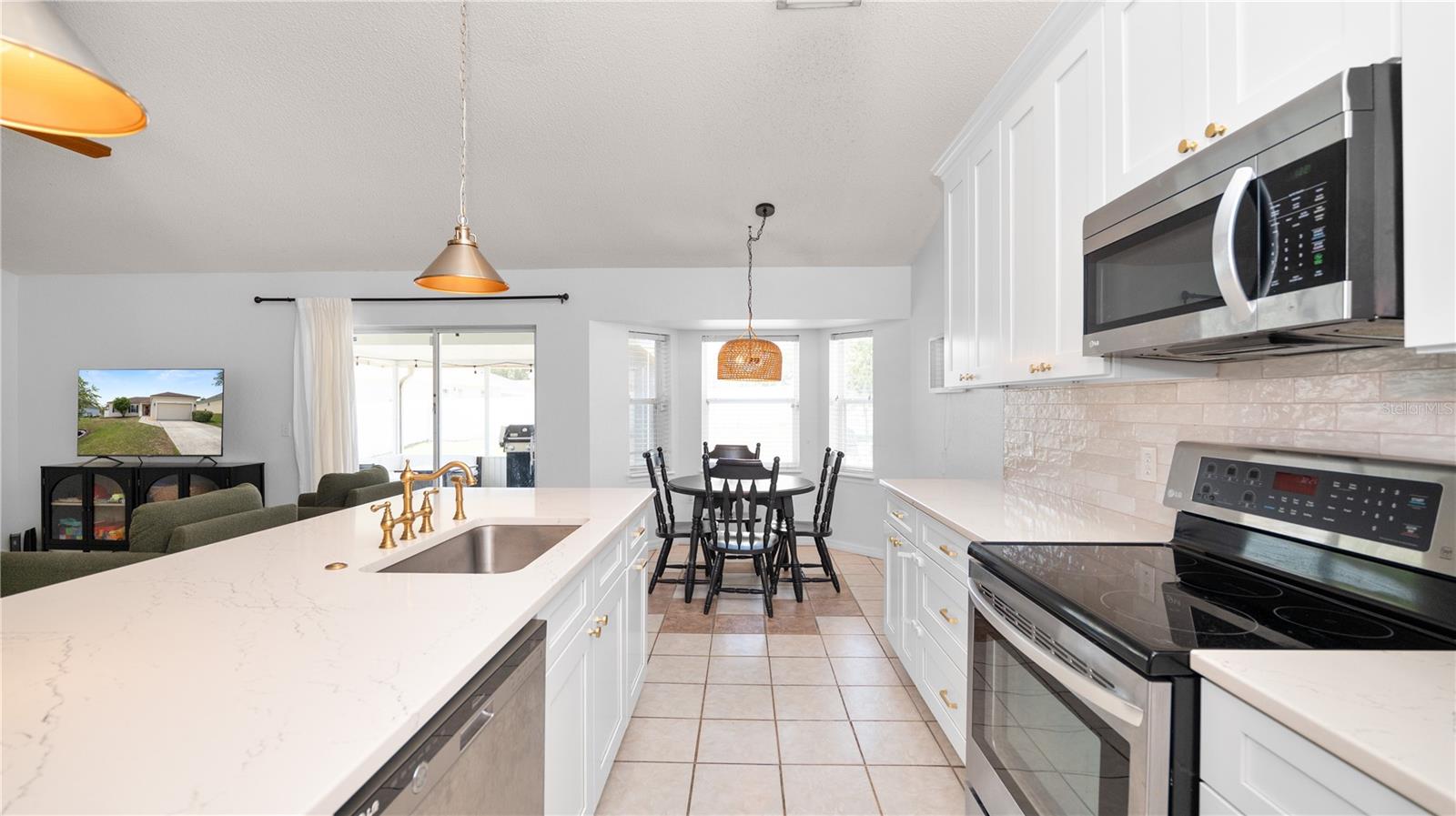 BEVERLY RISE PH 01 - Residential
