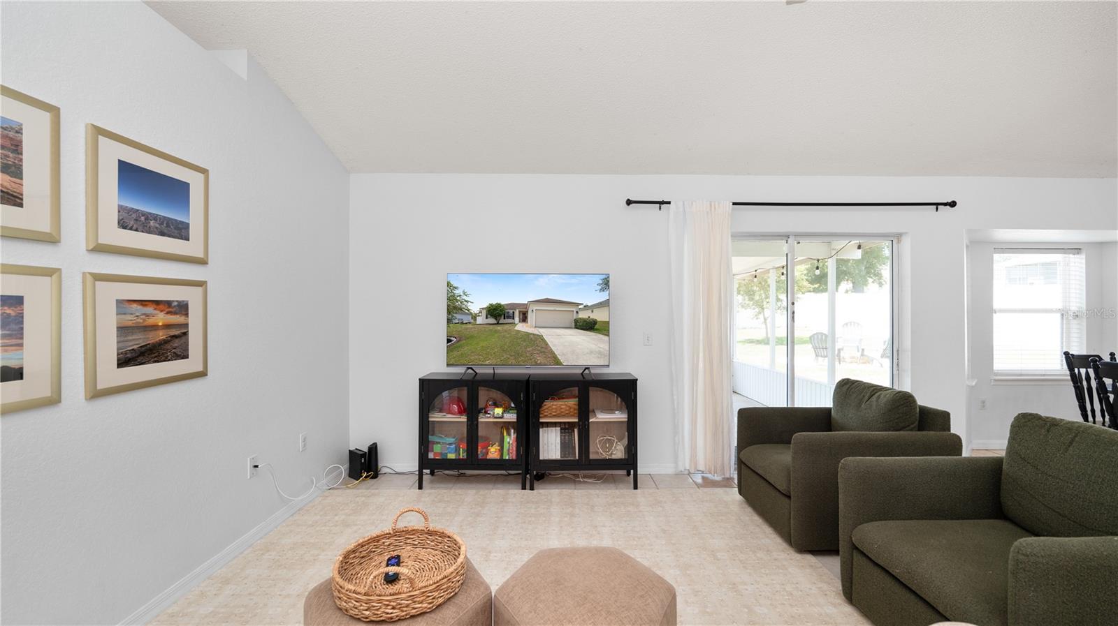BEVERLY RISE PH 01 - Residential