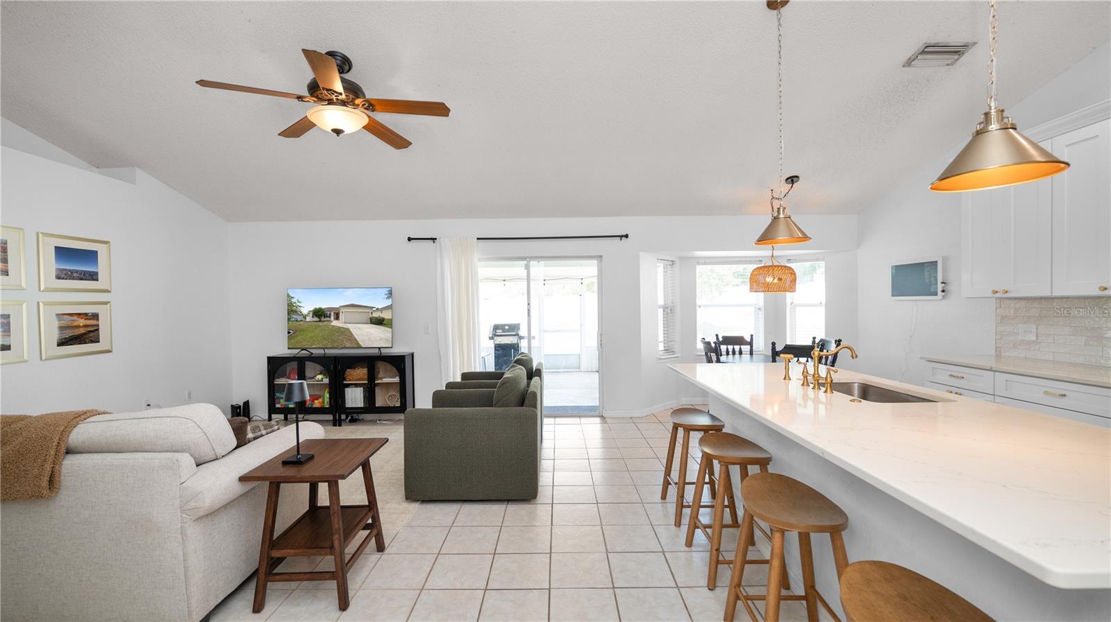 BEVERLY RISE PH 01 - Residential