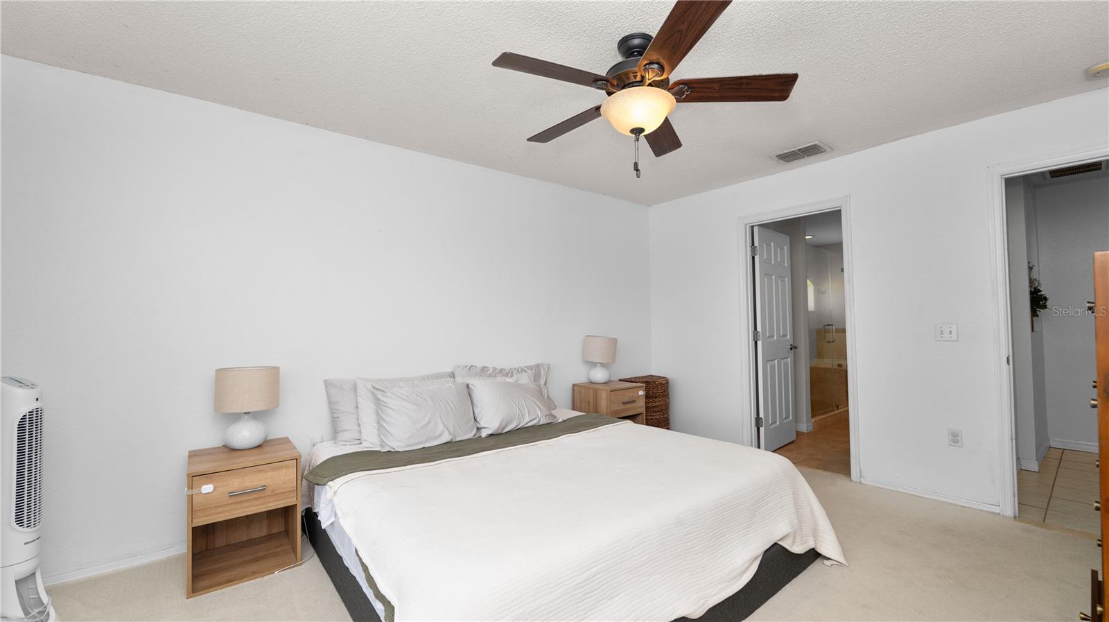 BEVERLY RISE PH 01 - Residential