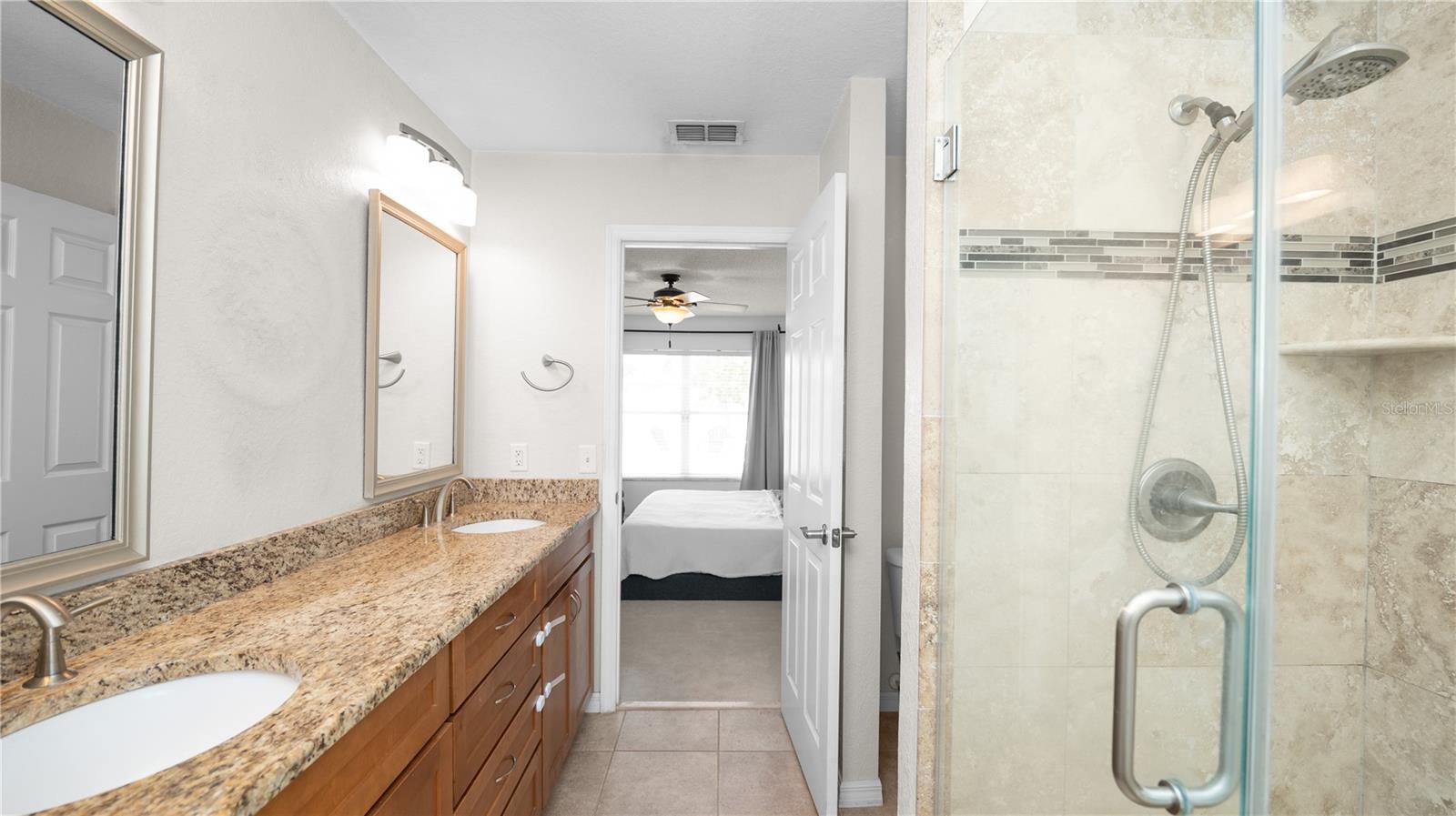 BEVERLY RISE PH 01 - Residential