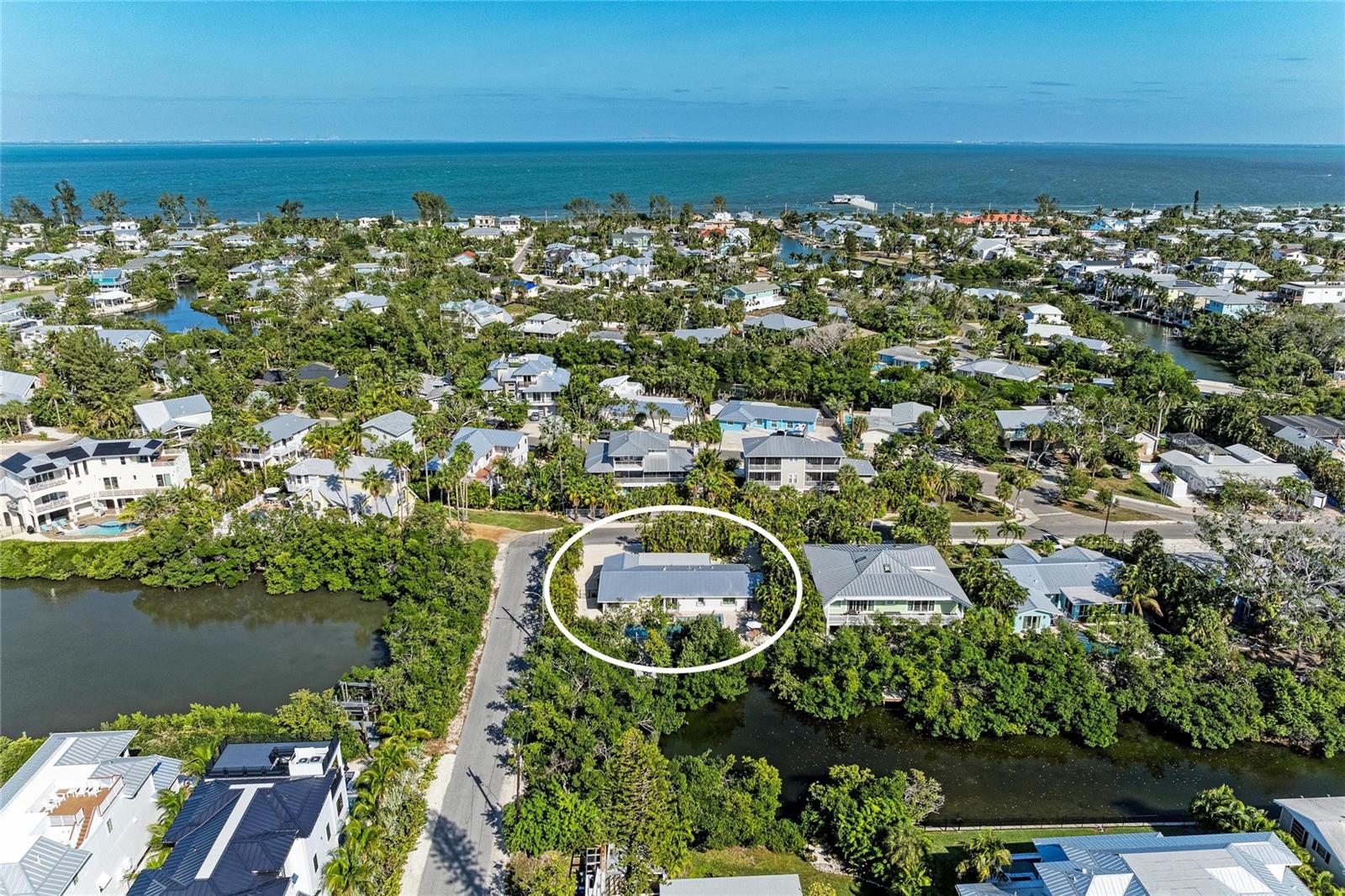 ISLAND CEDARS - Residential