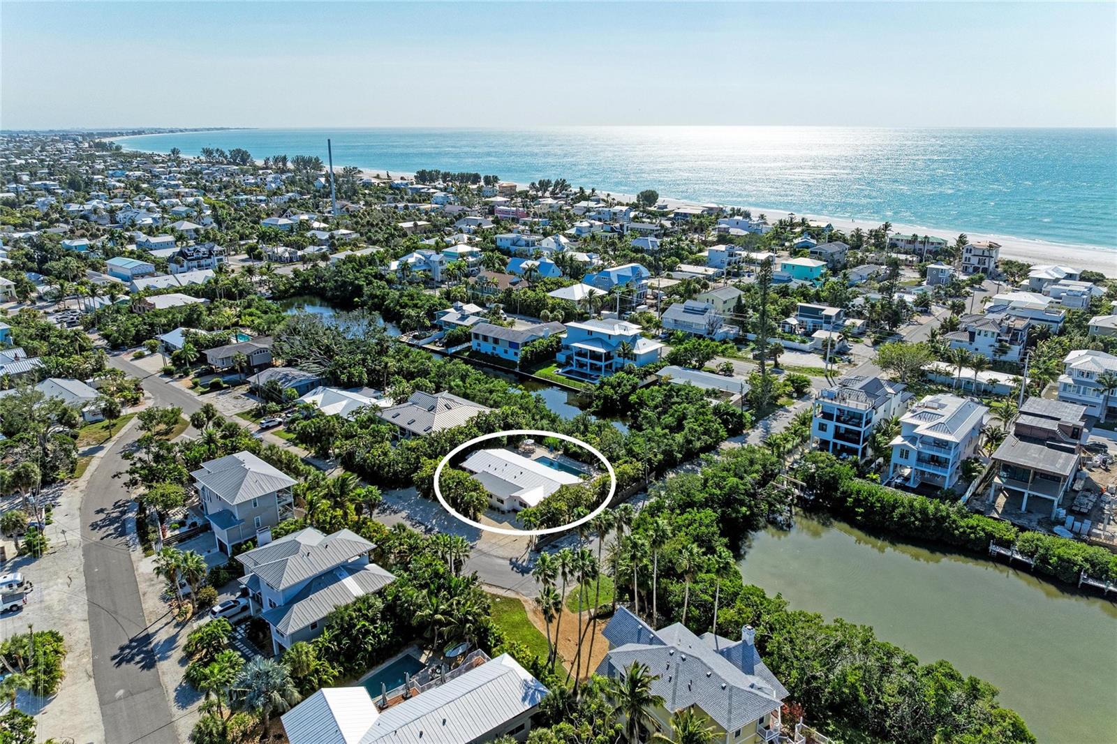 ISLAND CEDARS - Residential