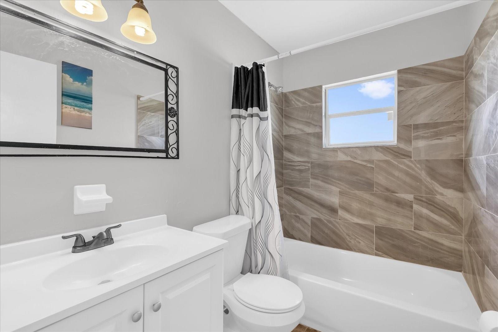 MALIBU GROVES NINTH ADD - Residential