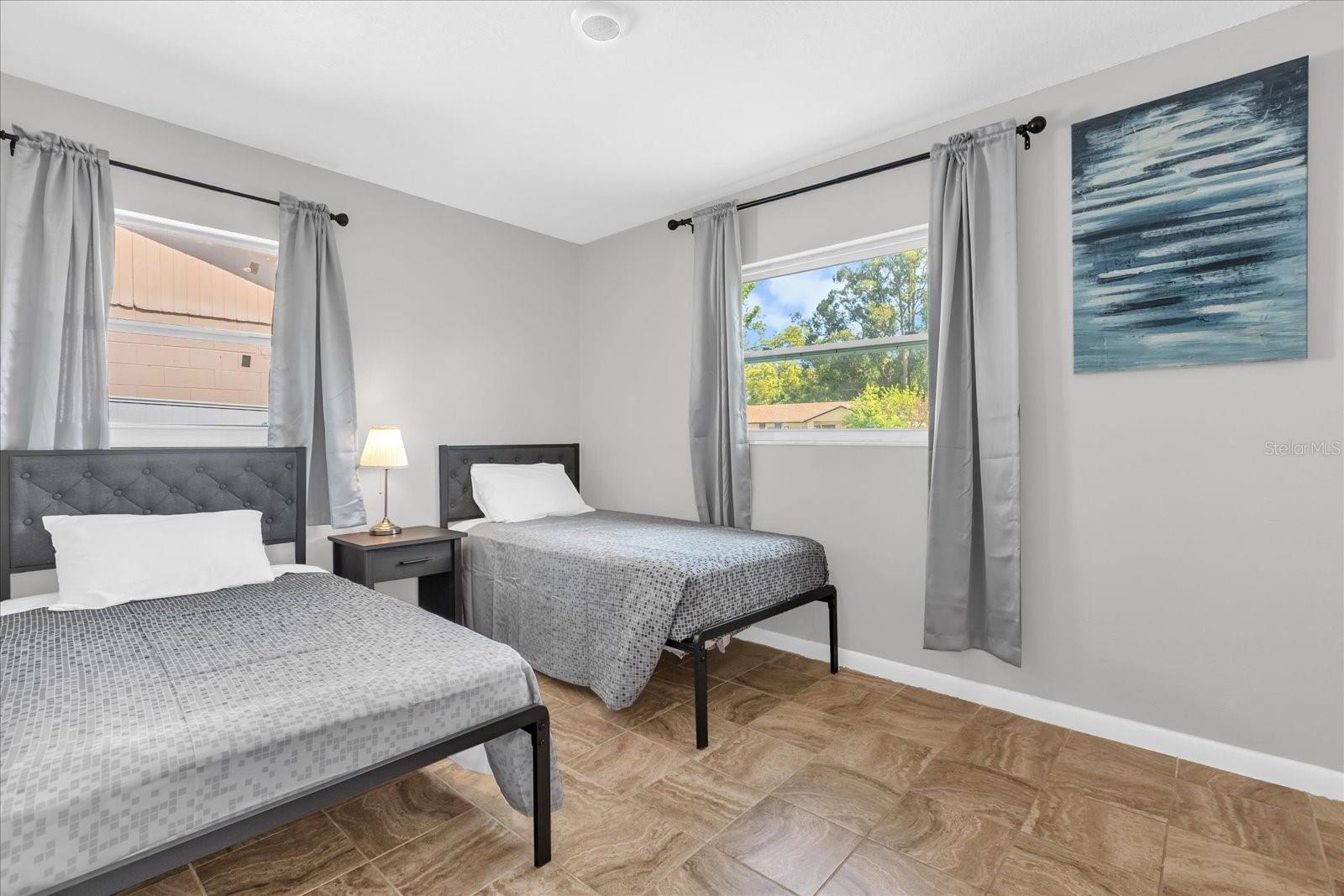 MALIBU GROVES NINTH ADD - Residential