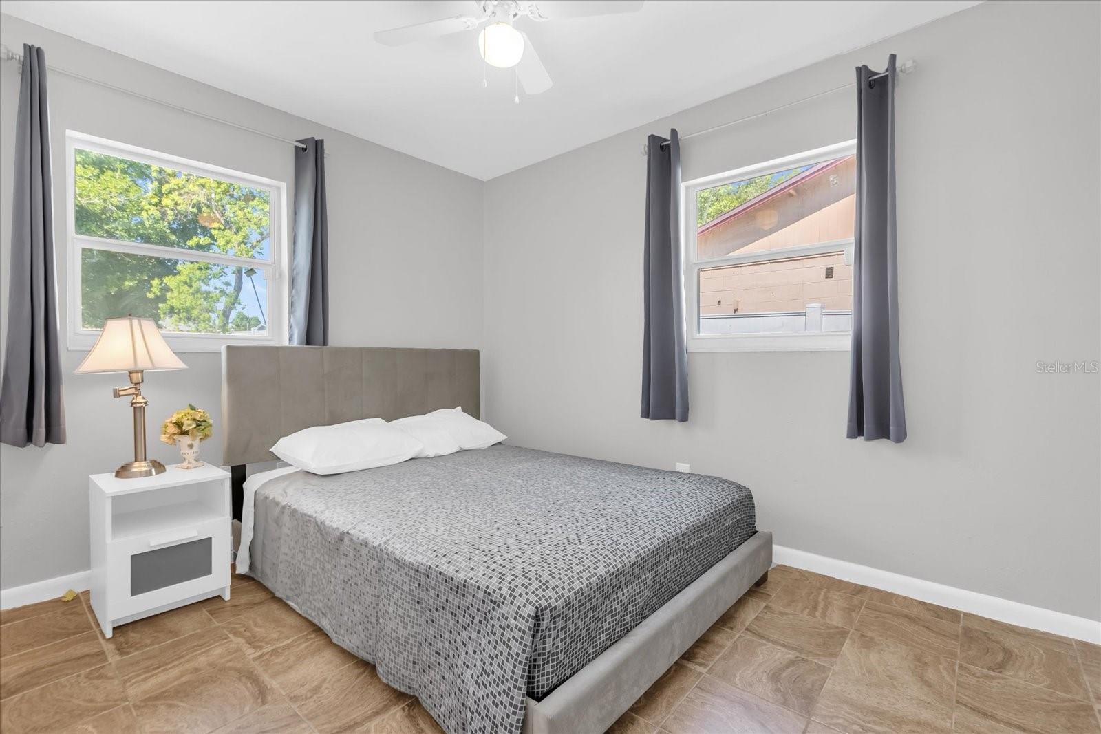 MALIBU GROVES NINTH ADD - Residential