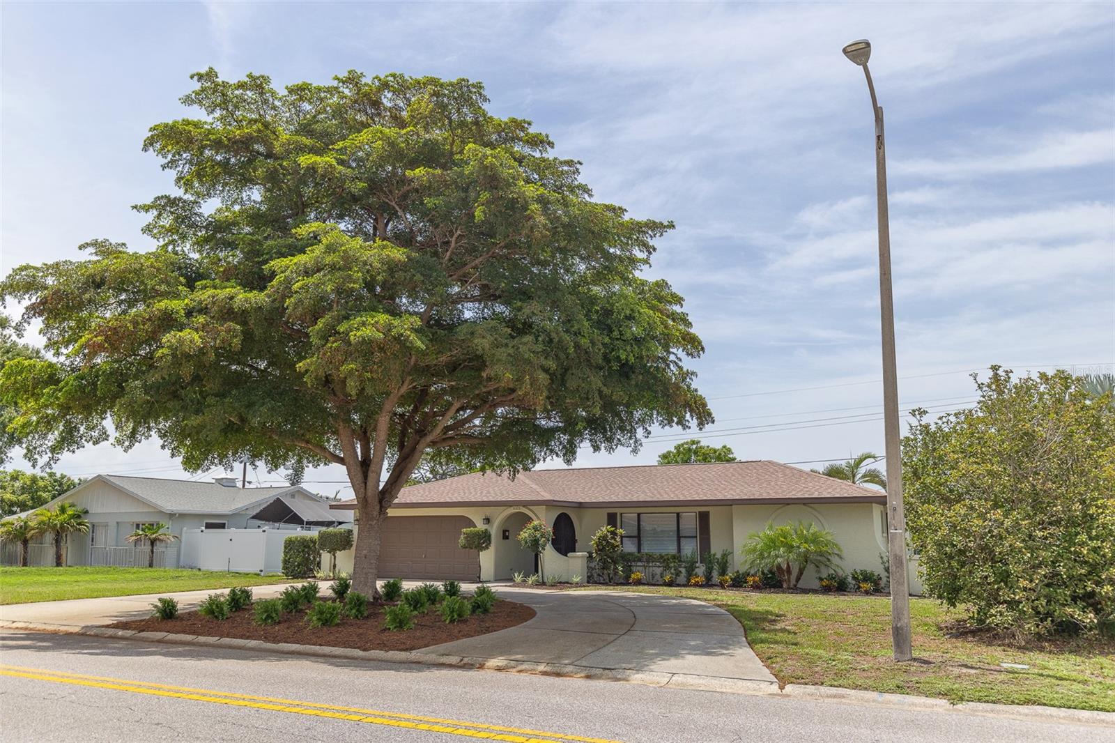 COUNTRY CLUB HEIGHTS FIRST ADD - Residential