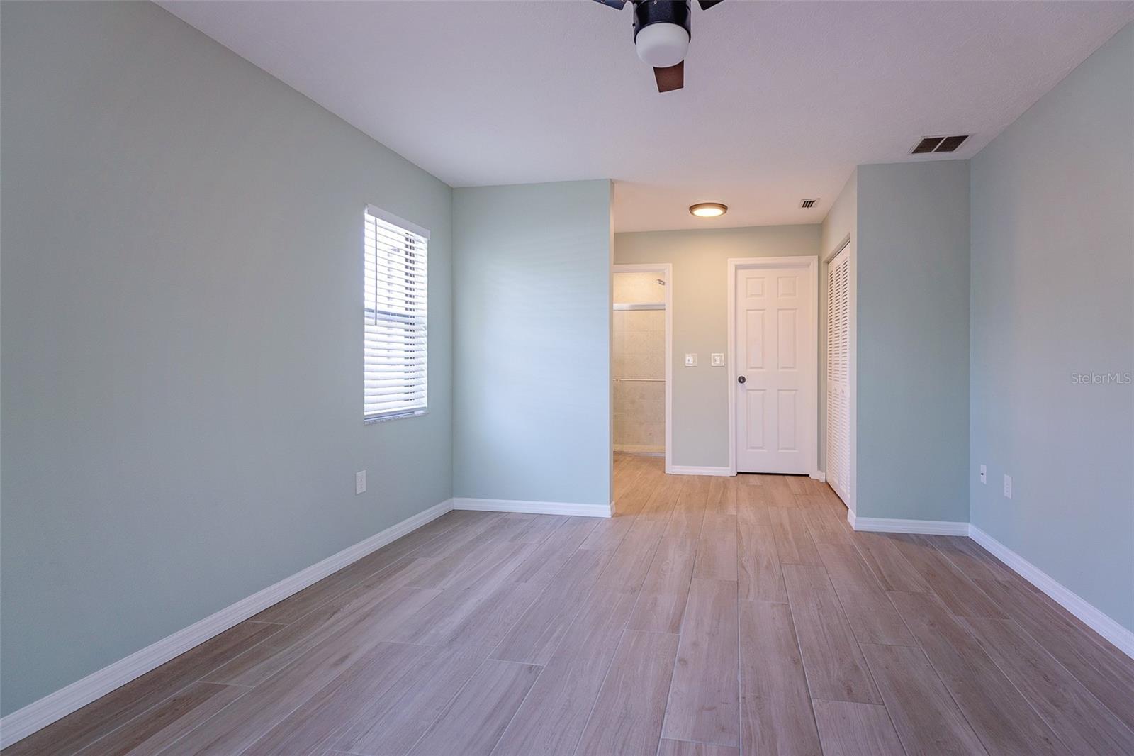 COUNTRY CLUB HEIGHTS FIRST ADD - Residential