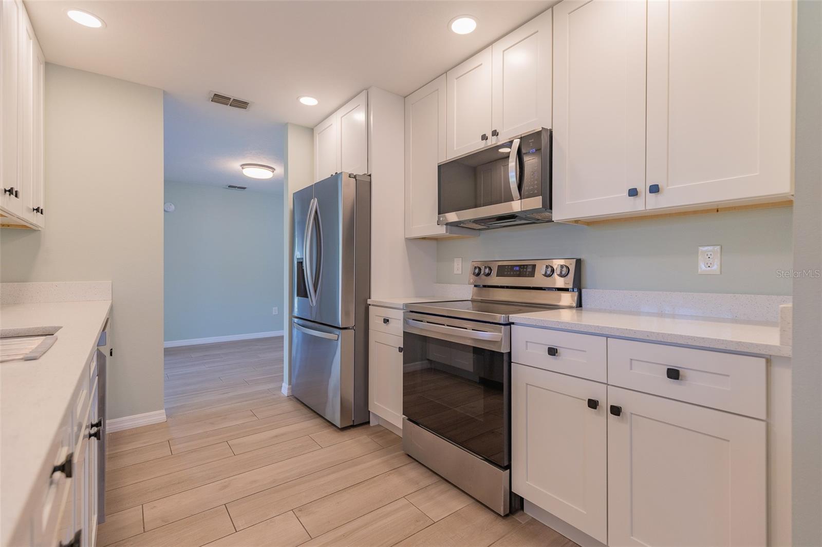 COUNTRY CLUB HEIGHTS FIRST ADD - Residential