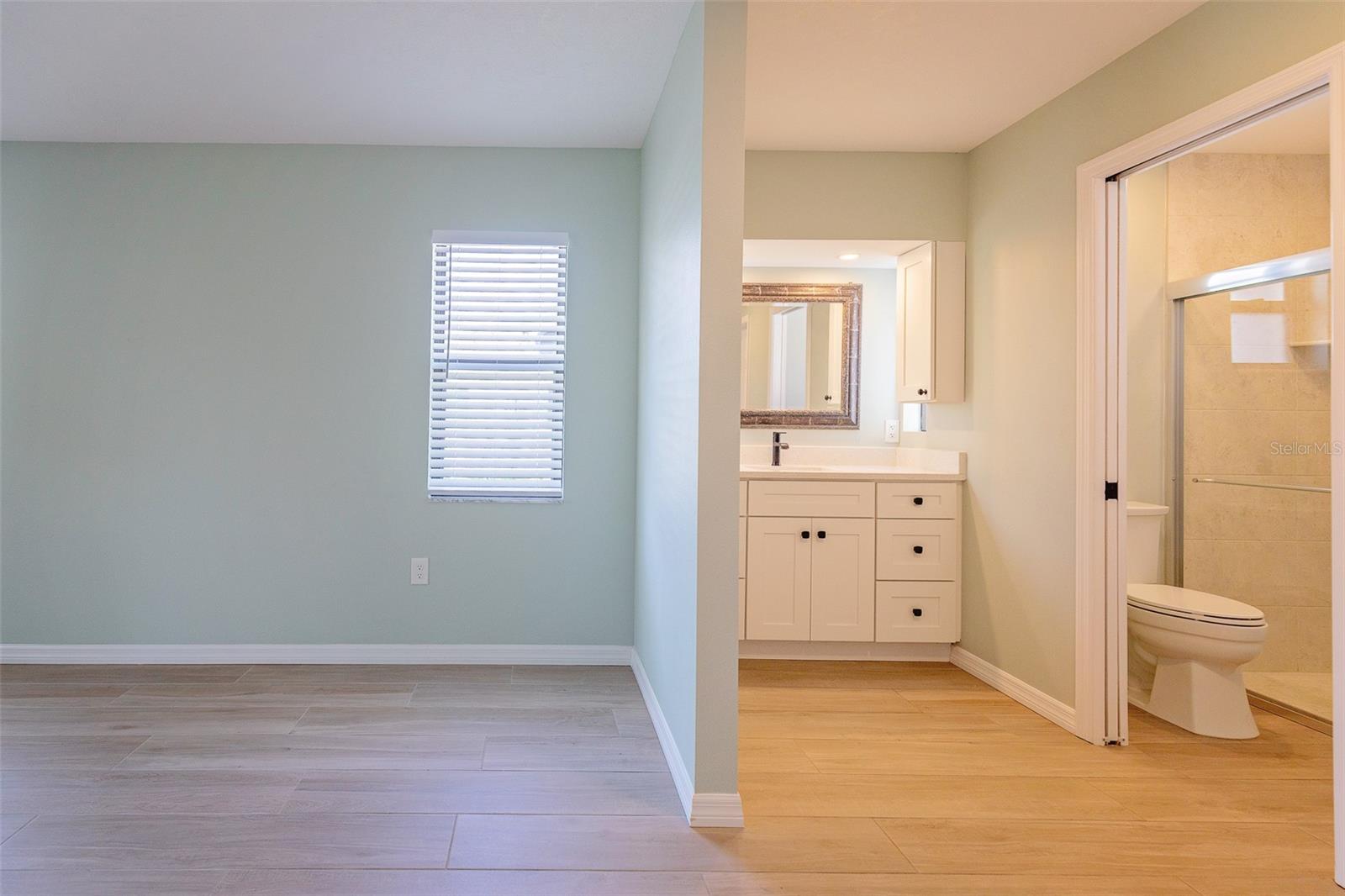 COUNTRY CLUB HEIGHTS FIRST ADD - Residential