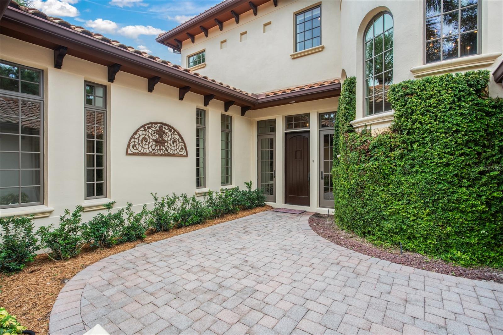 ISLEWORTH - Residential