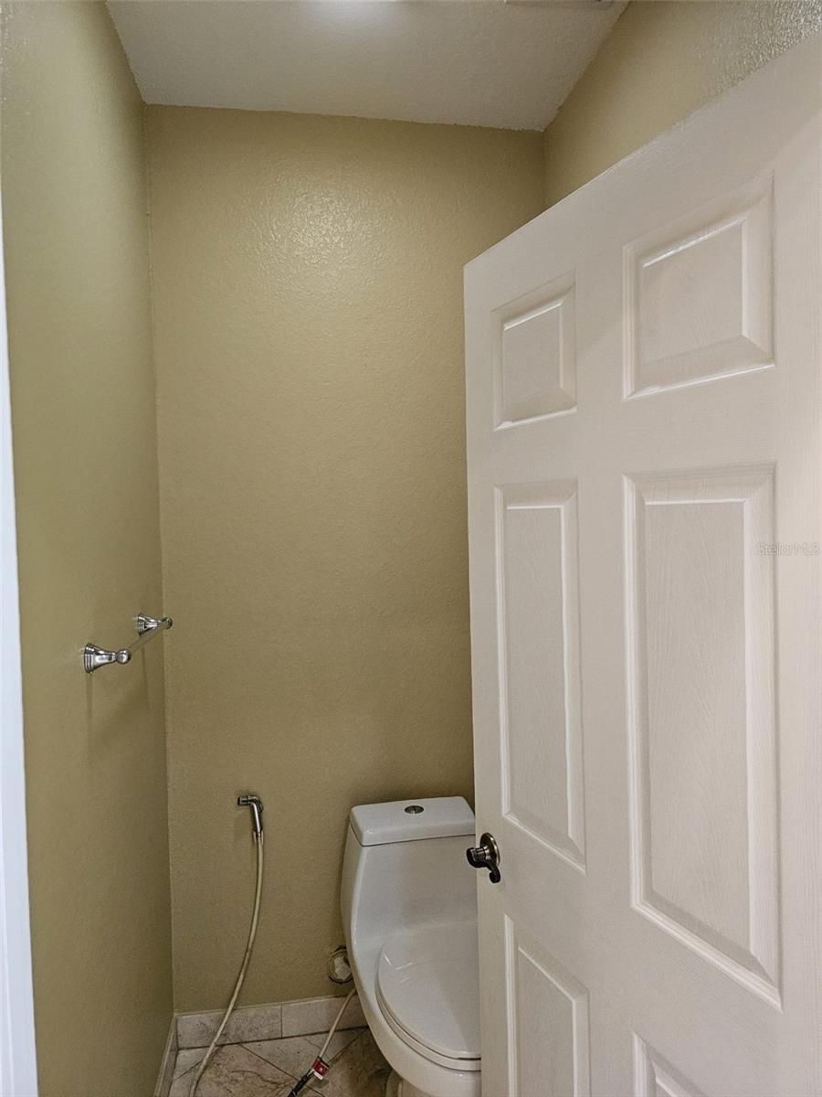 FLORA RIDGE CONDO PH 6 BLDG 13 - Residential