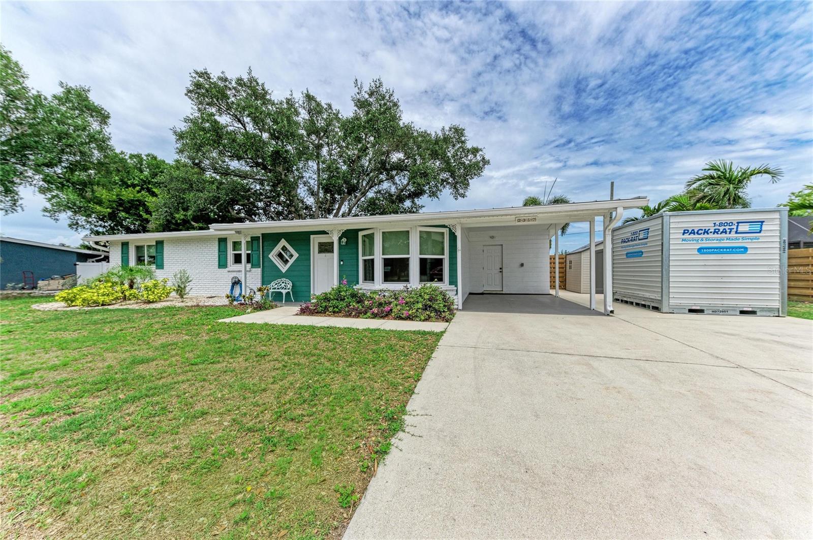 SOUTH GATE - Residential
