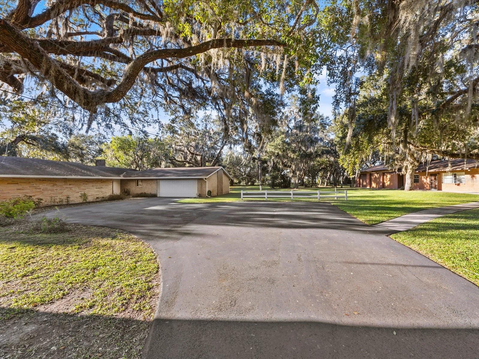 ACREAGE & UNREC - Residential