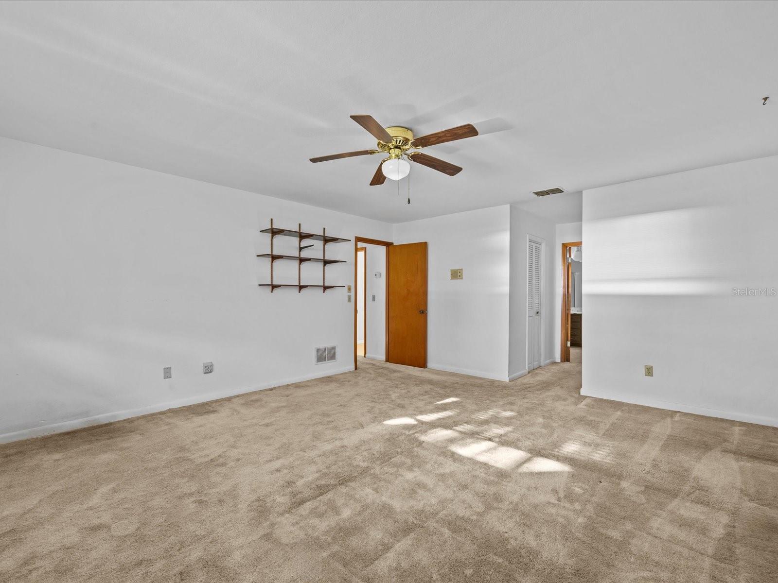 ACREAGE & UNREC - Residential