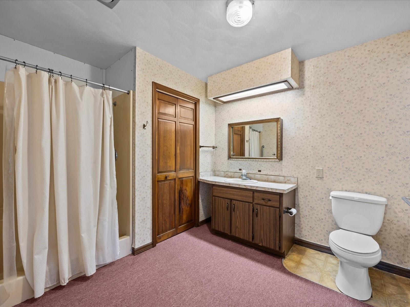 ACREAGE & UNREC - Residential
