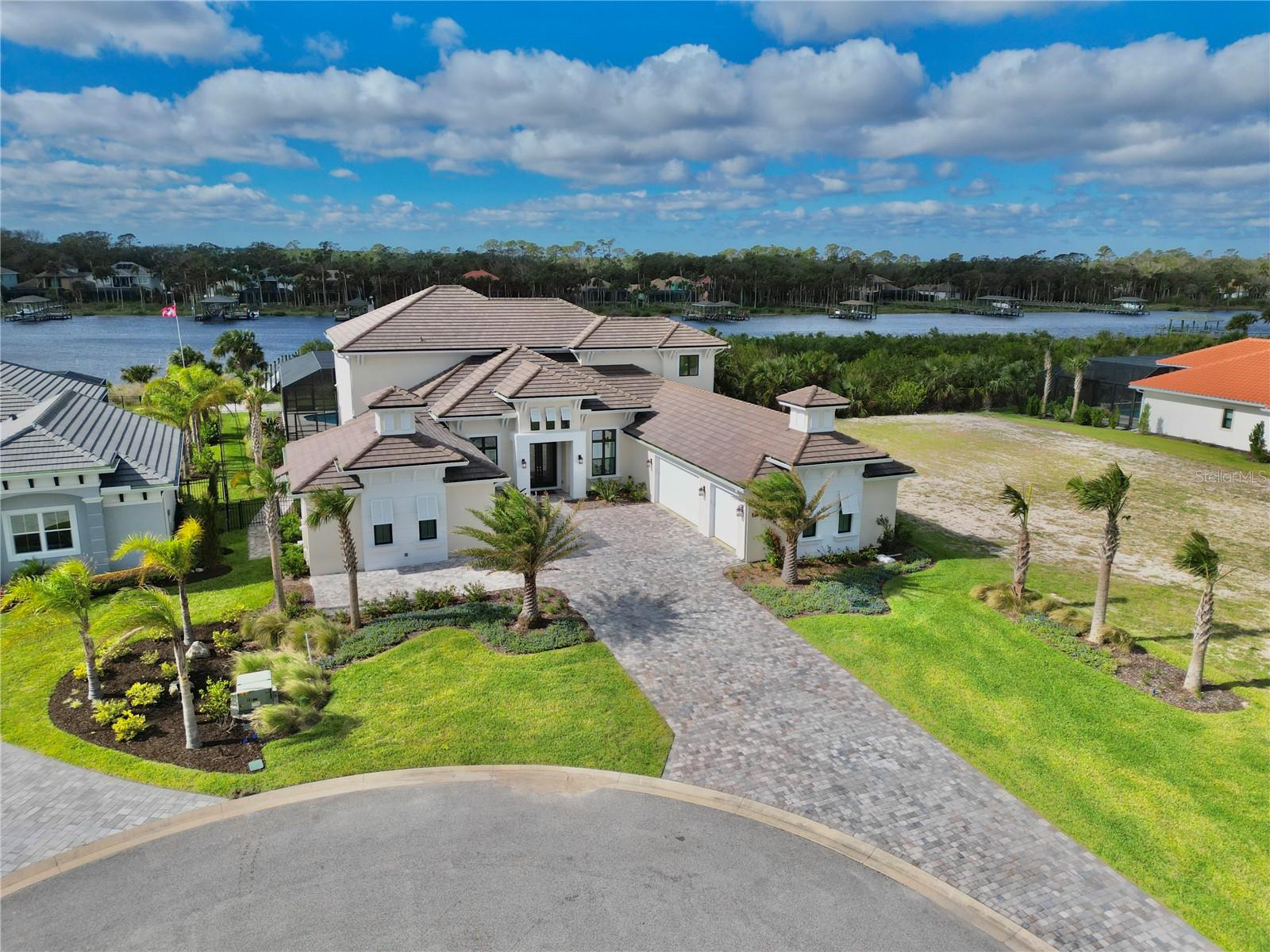 SHELTER COVE SUB - Residential