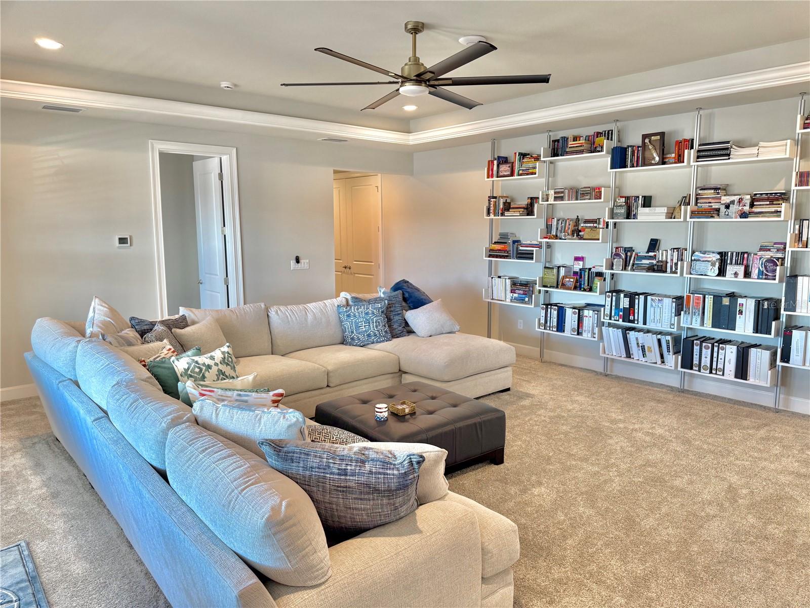 SHELTER COVE SUB - Residential