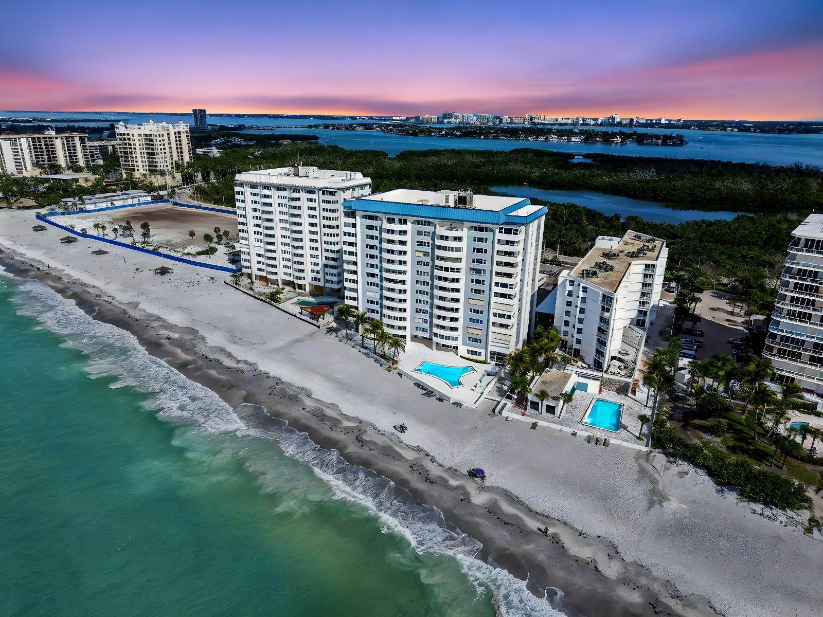 KEY TOWER SOUTH - Residential