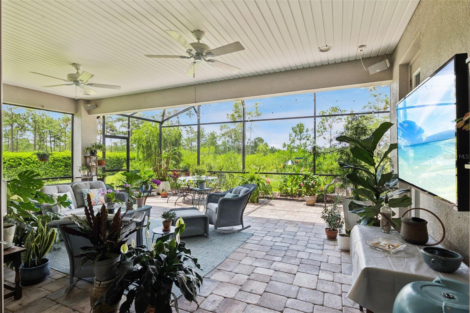 VICTORIA GARDENS PH 6 REPLAT - Residential