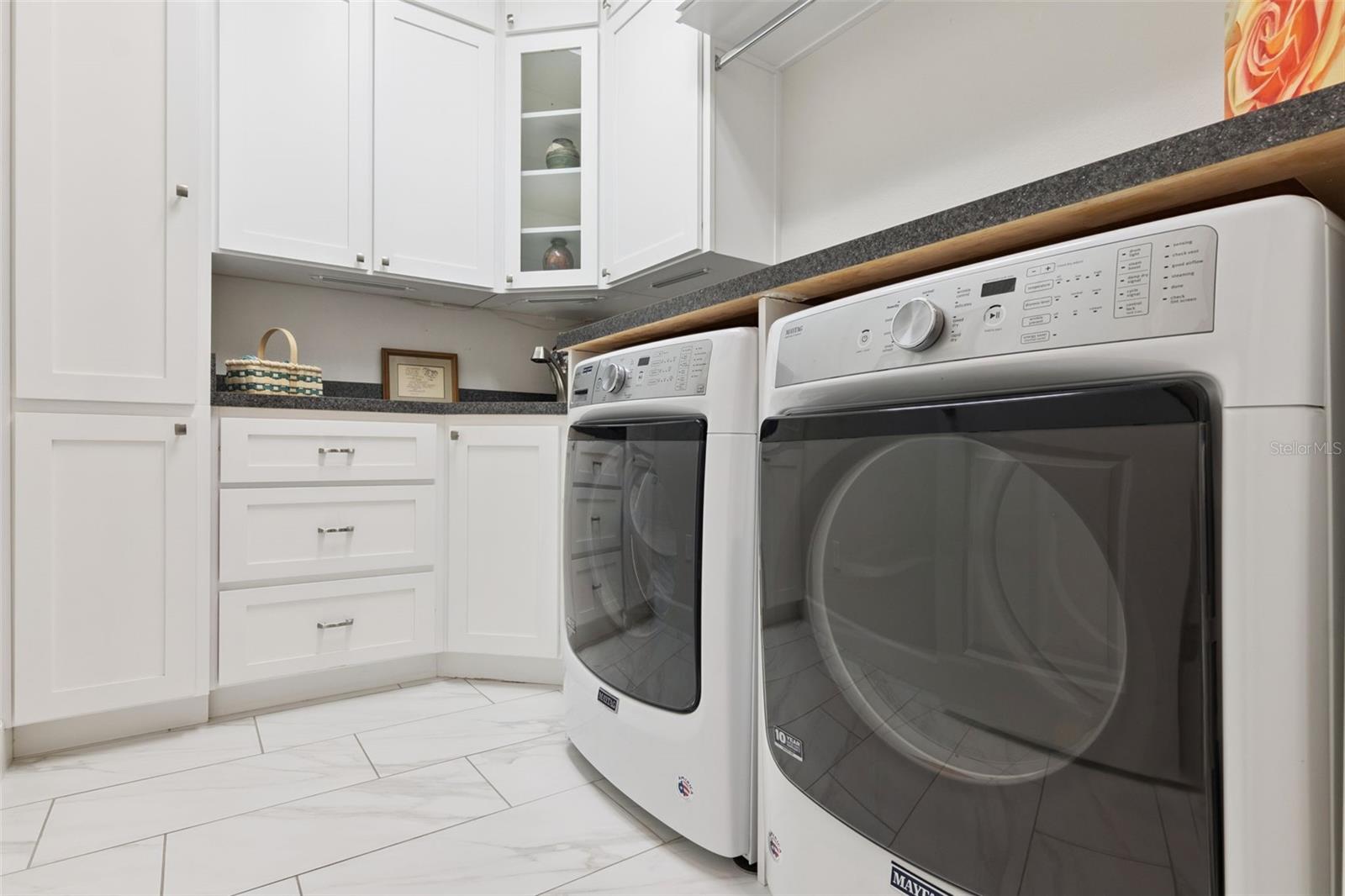 VICTORIA GARDENS PH 6 REPLAT - Residential