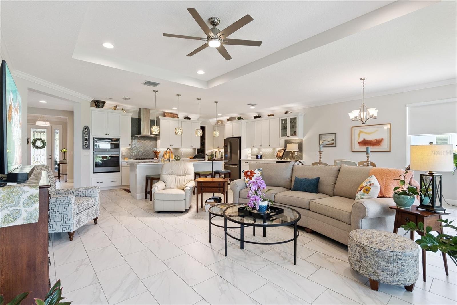 VICTORIA GARDENS PH 6 REPLAT - Residential