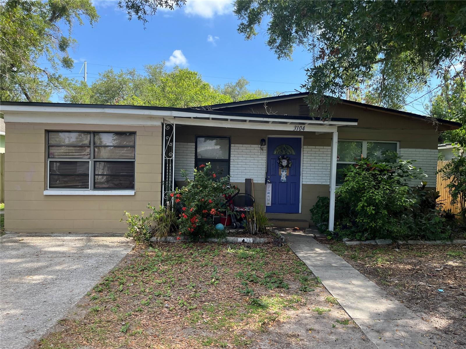 3 bedroom 2 bath block home.
