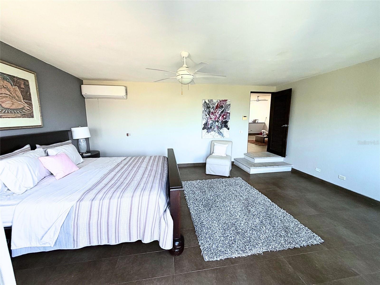 HARBOR VIEW ROAD - Residential