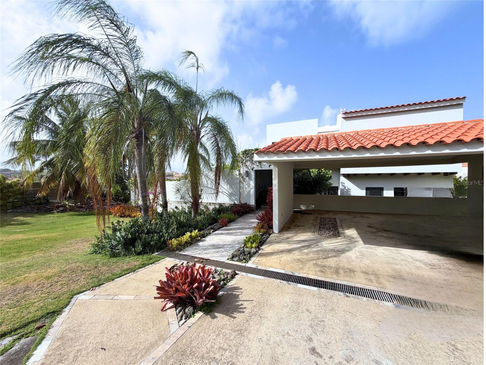 HARBOR VIEW ROAD - Residential