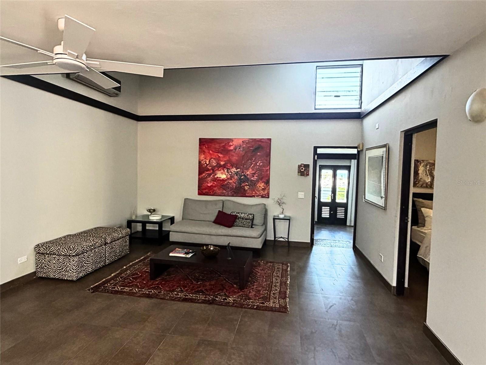 HARBOR VIEW ROAD - Residential