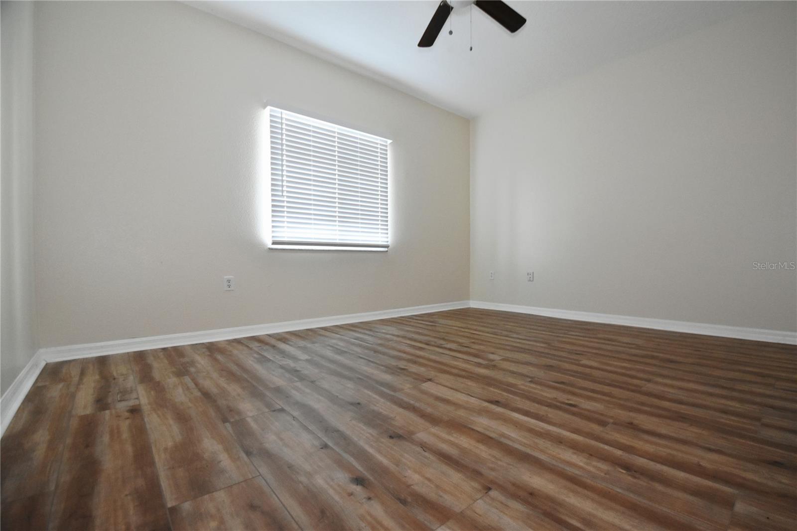 VILLAGES OF BLOOMINGDALE CONDO - Residential