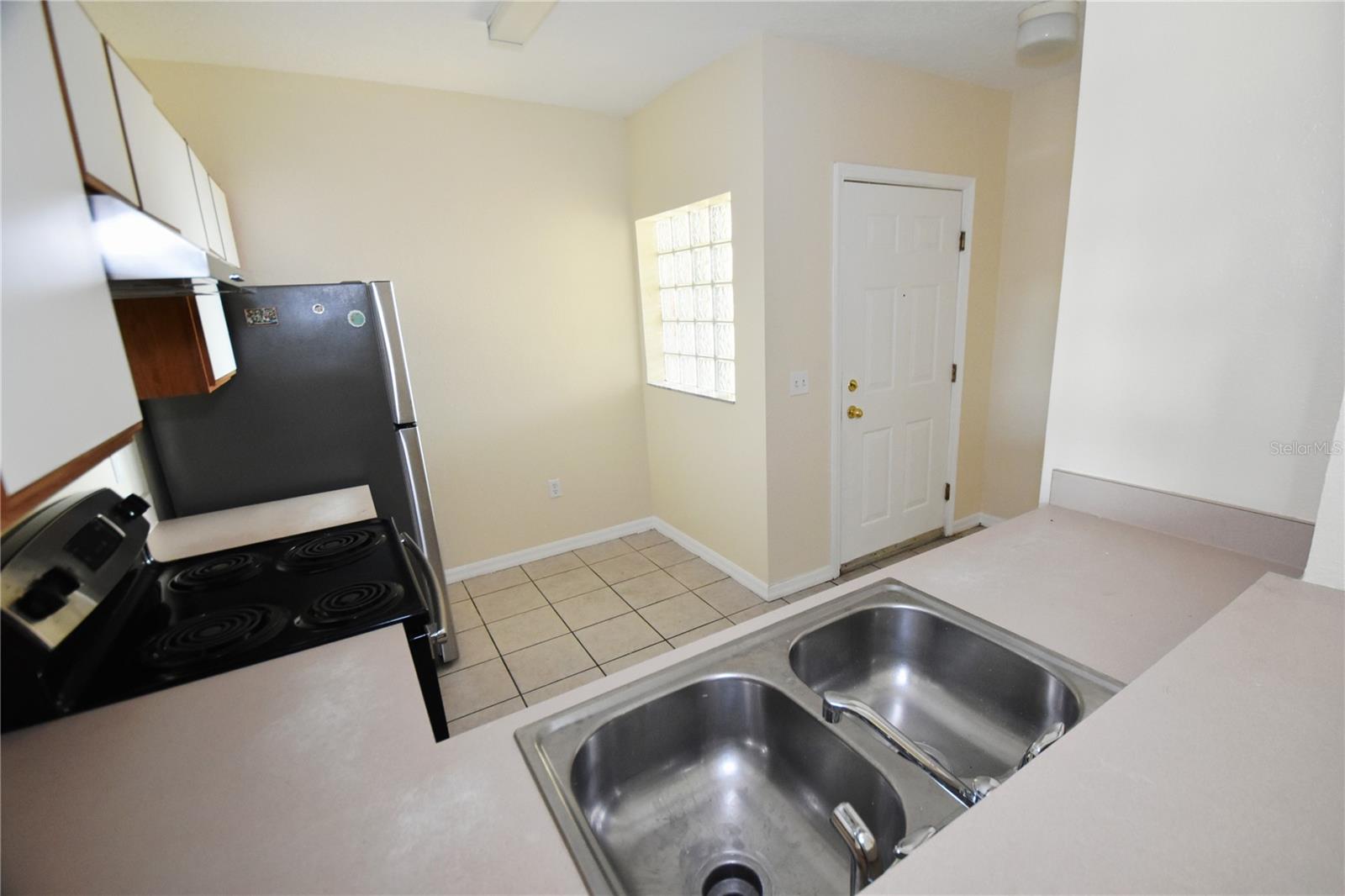 VILLAGES OF BLOOMINGDALE CONDO - Residential