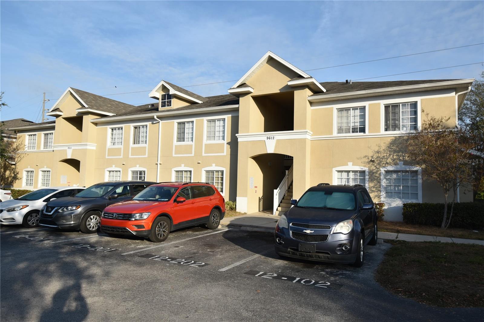 VILLAGES OF BLOOMINGDALE CONDO - Residential