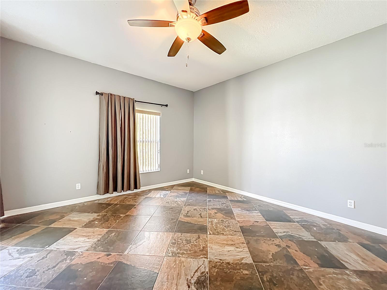 ROLLING HILLS UN 04 - Residential
