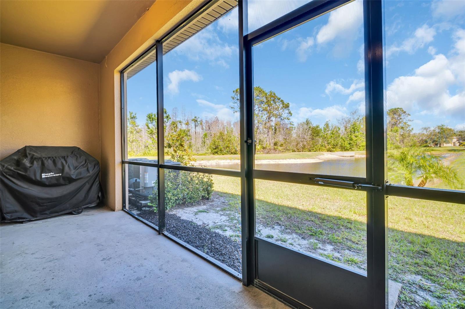 VENTANA TWNHMS AT WATERS EDGE - Residential