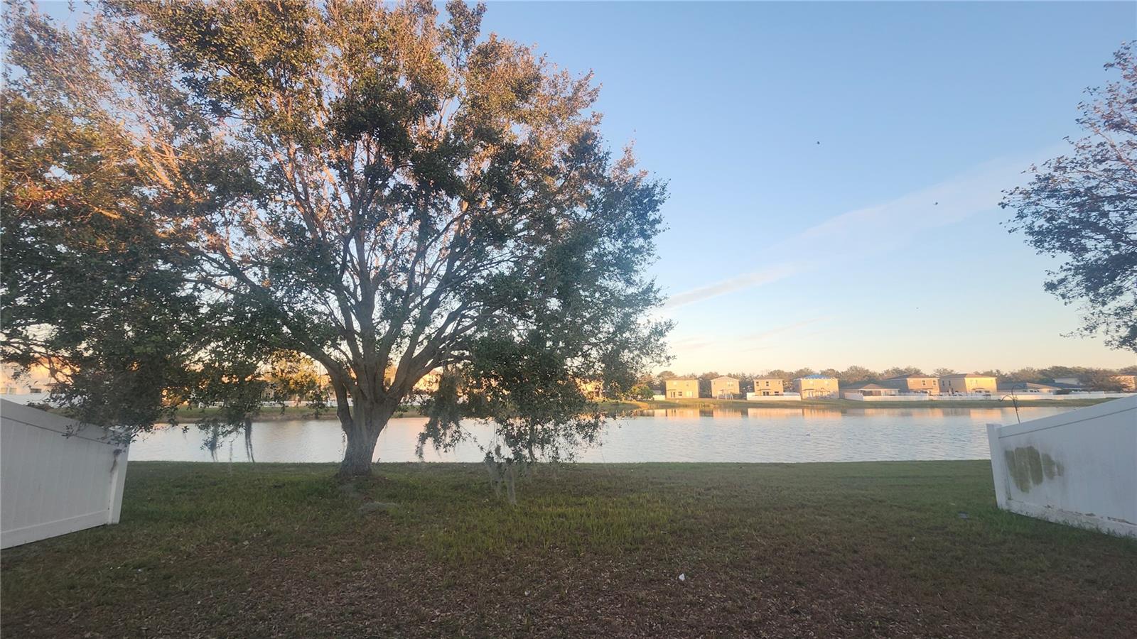 CARRIAGE POINTE PH 1 - Residential Lease