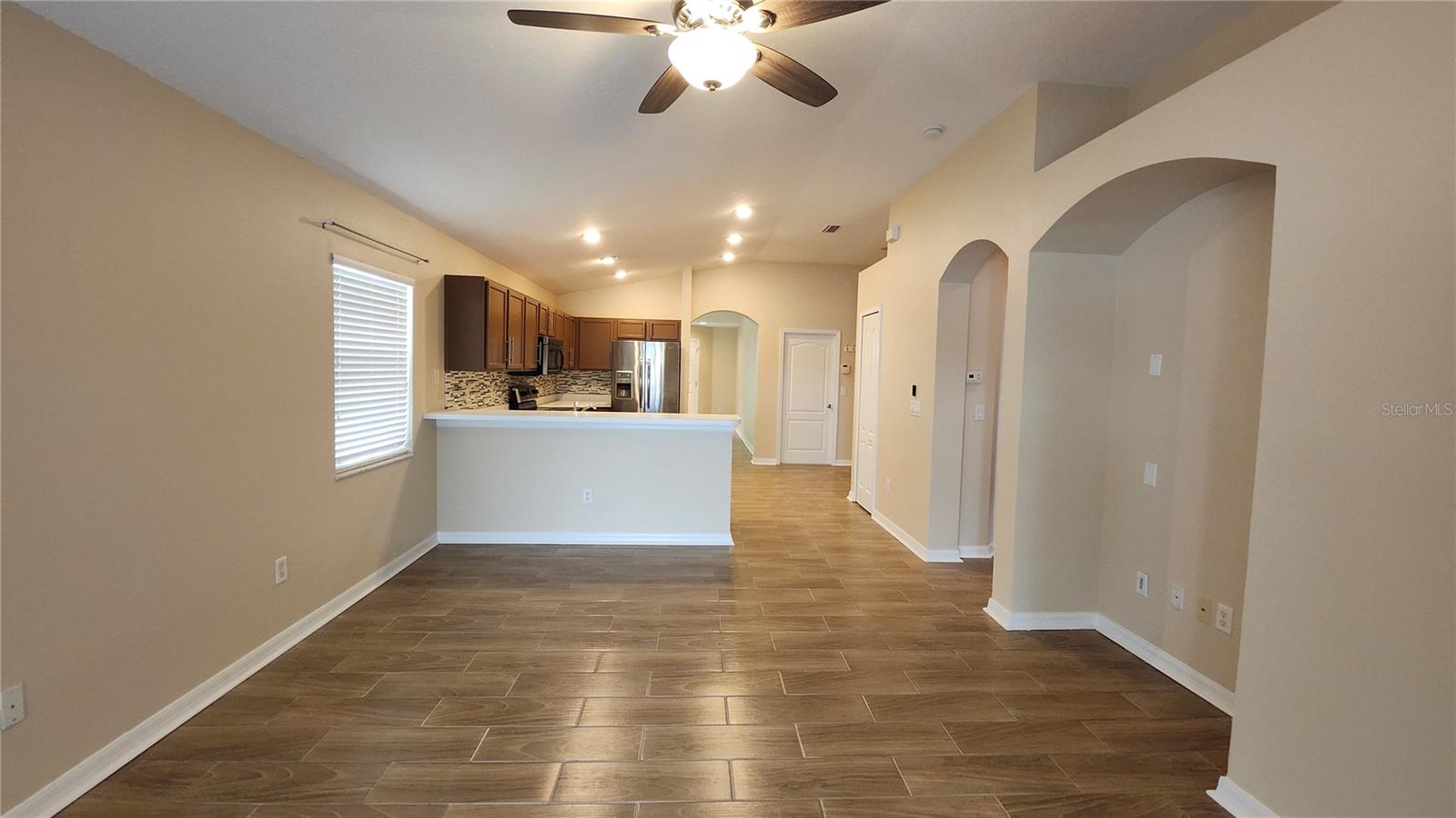 CARRIAGE POINTE PH 1 - Residential Lease