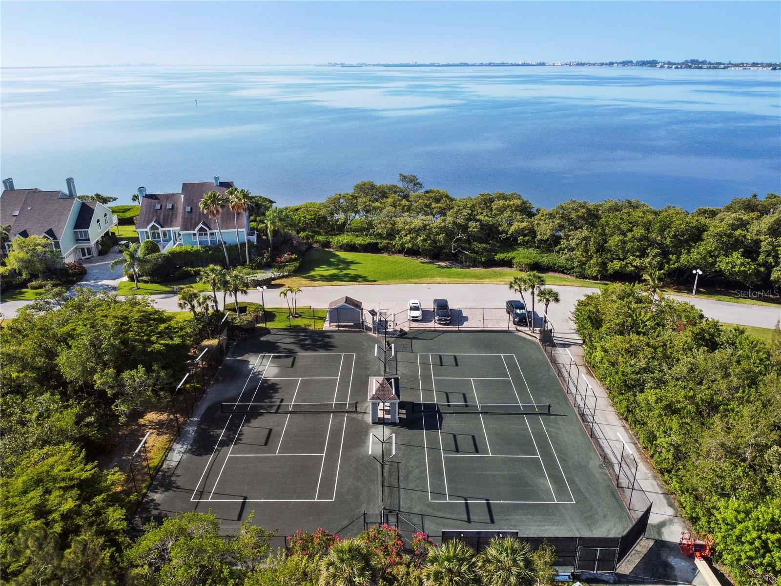 TIDY ISLAND PH II - Residential