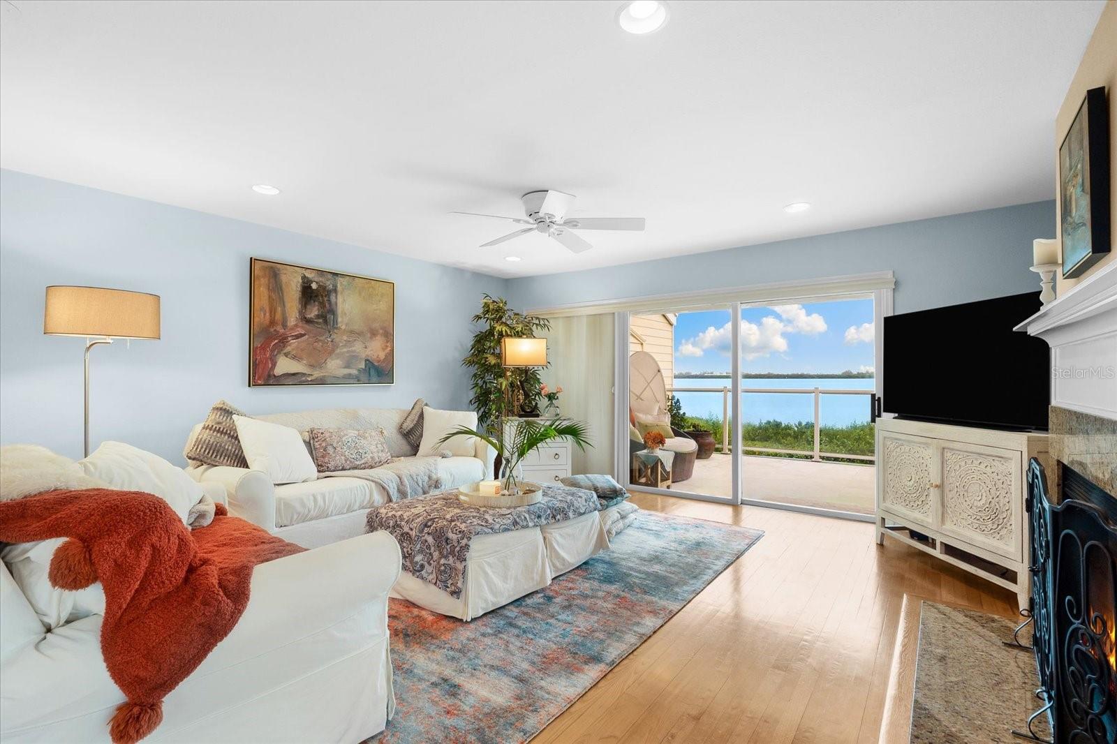 TIDY ISLAND PH II - Residential