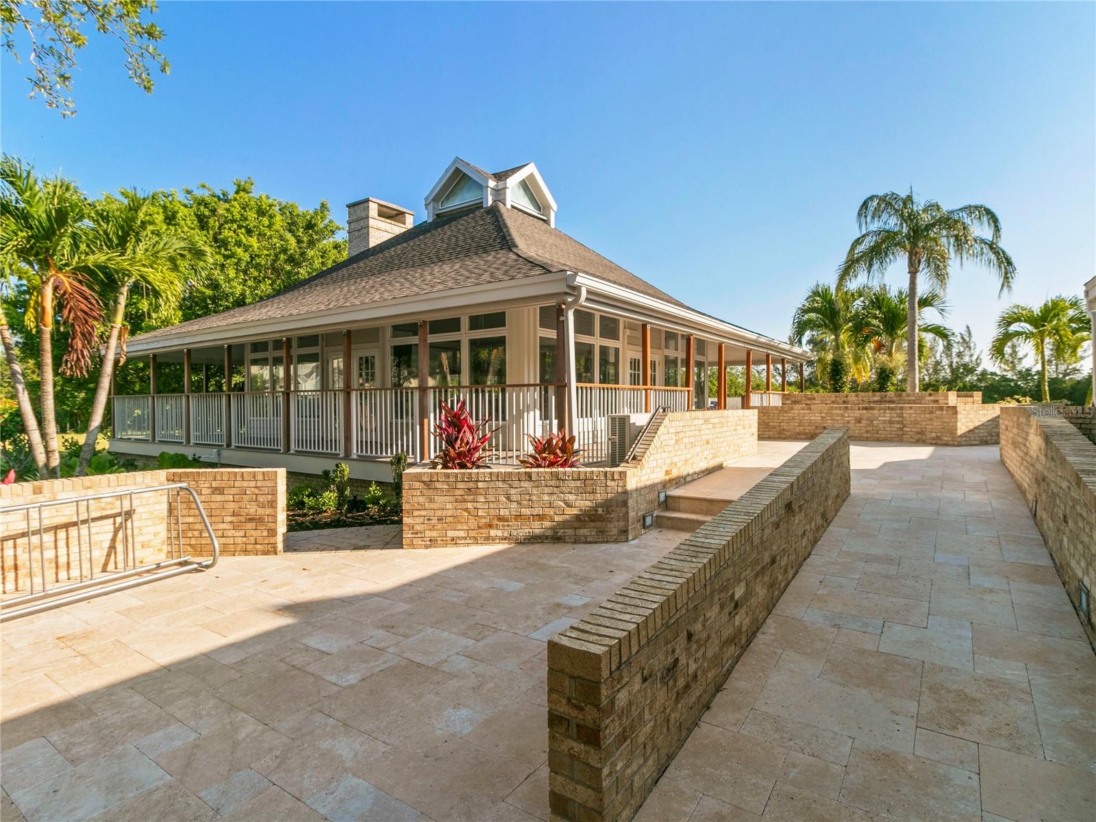 TIDY ISLAND PH II - Residential