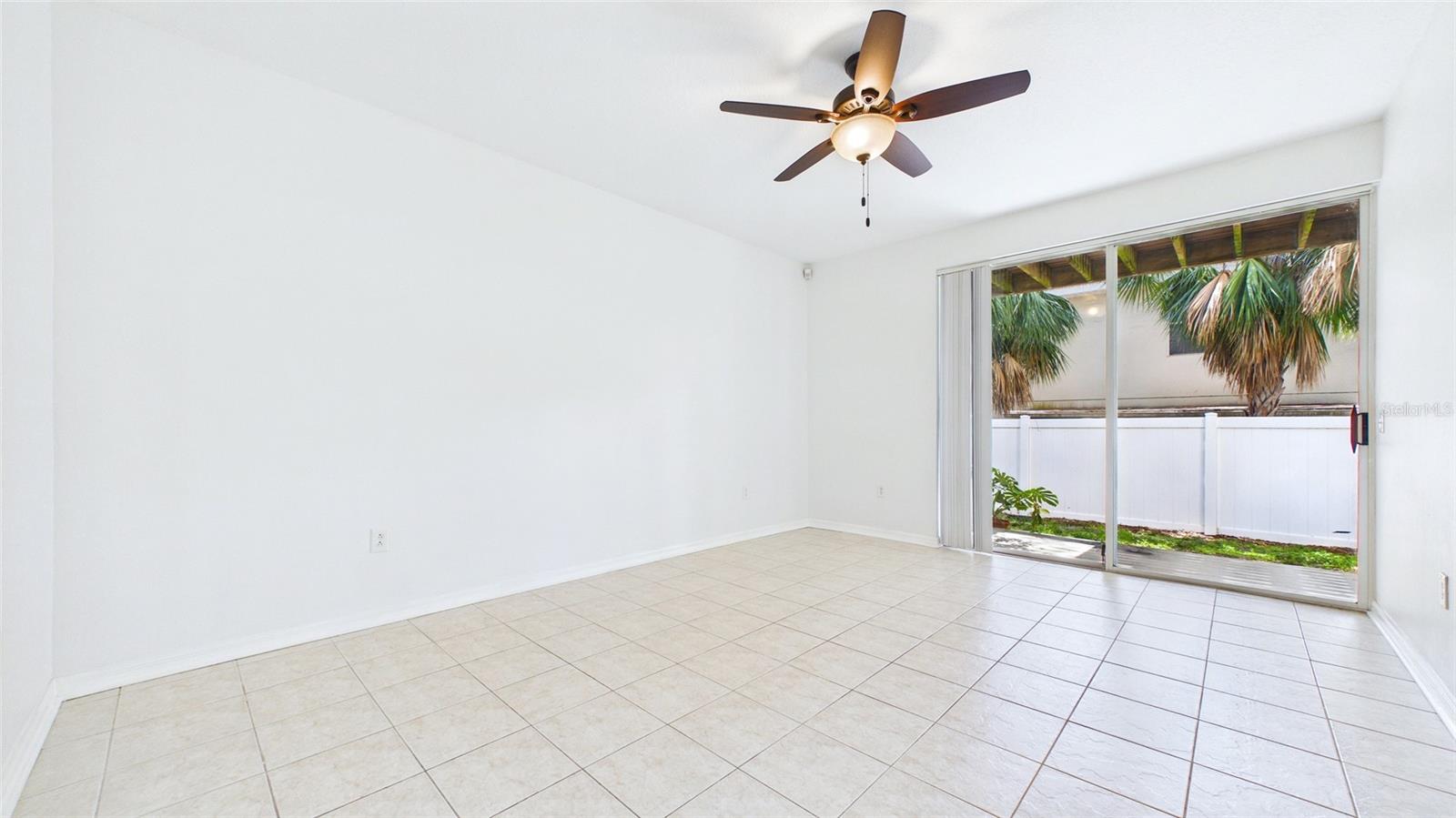 BAYSHORE WEST - Residential Lease