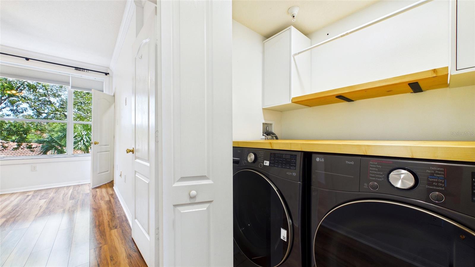 BAYSHORE WEST - Residential Lease