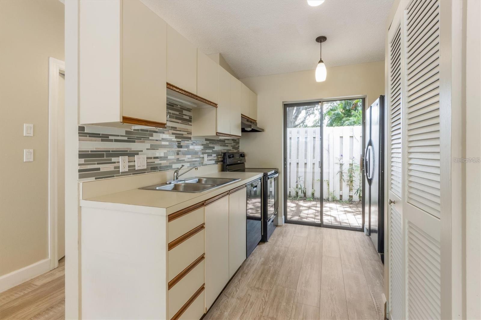 MORNINGSIDE CONDO PH I II III - Residential