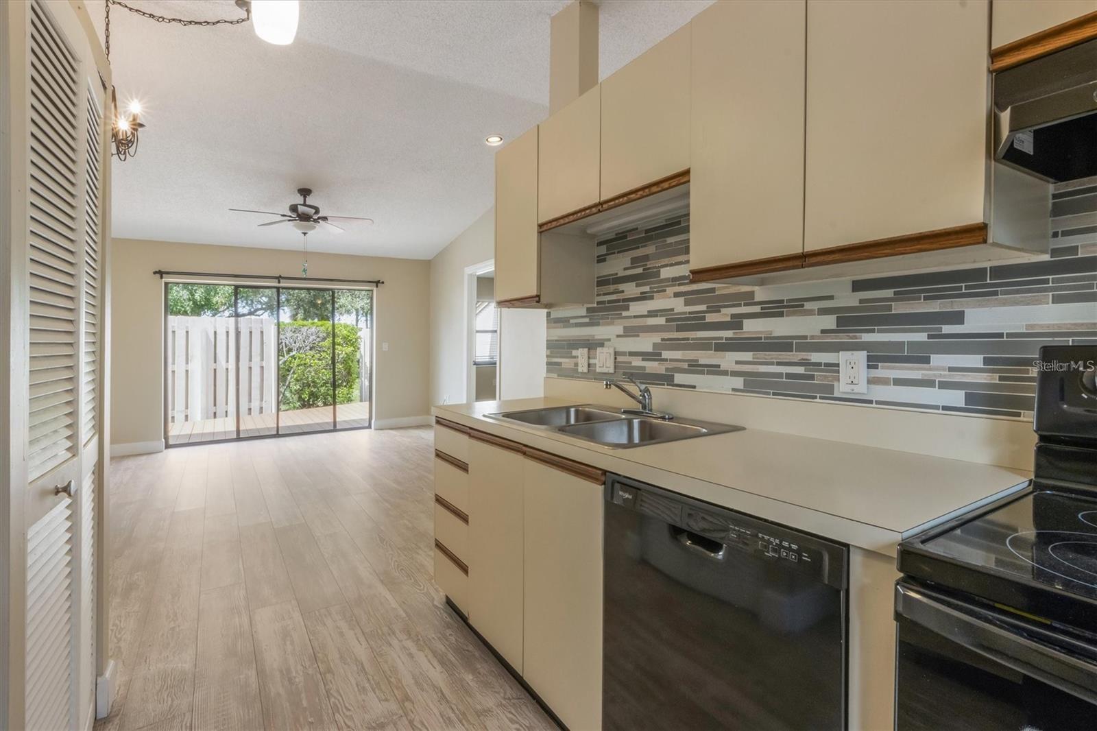 MORNINGSIDE CONDO PH I II III - Residential