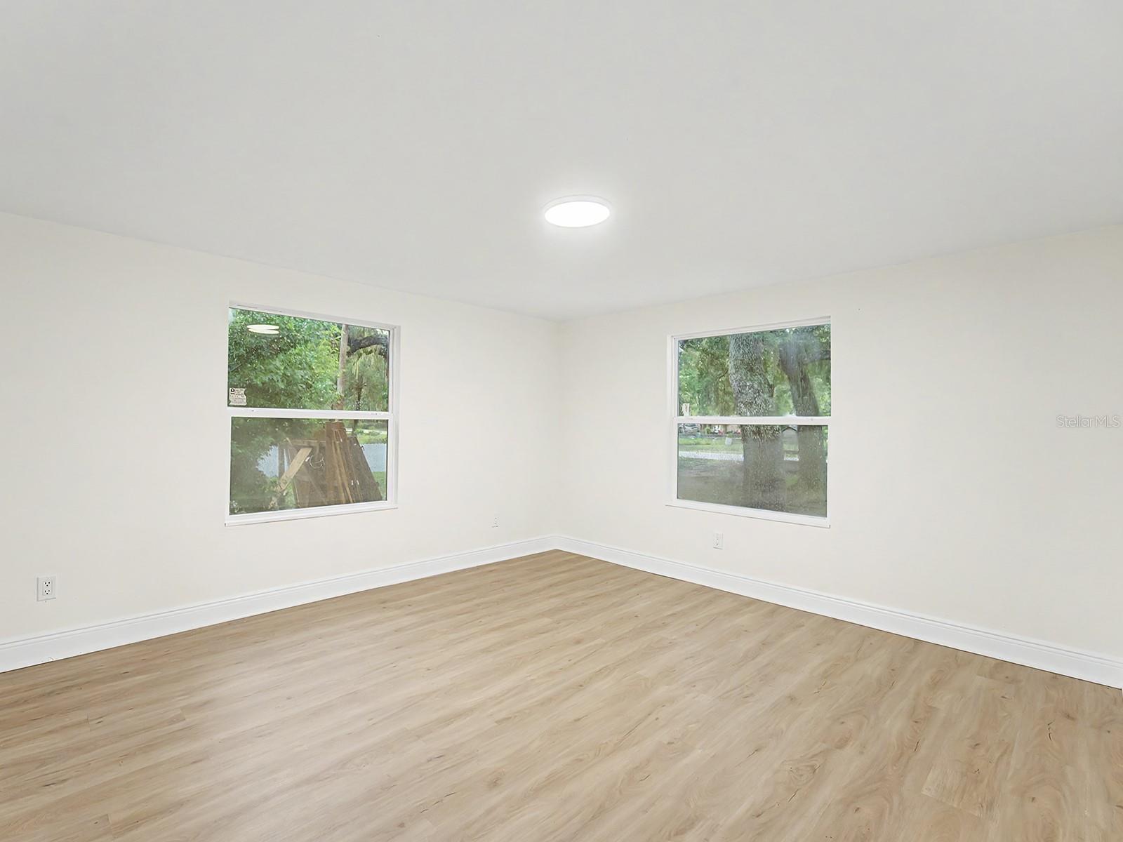 OAKWOOD ESTATES - Residential
