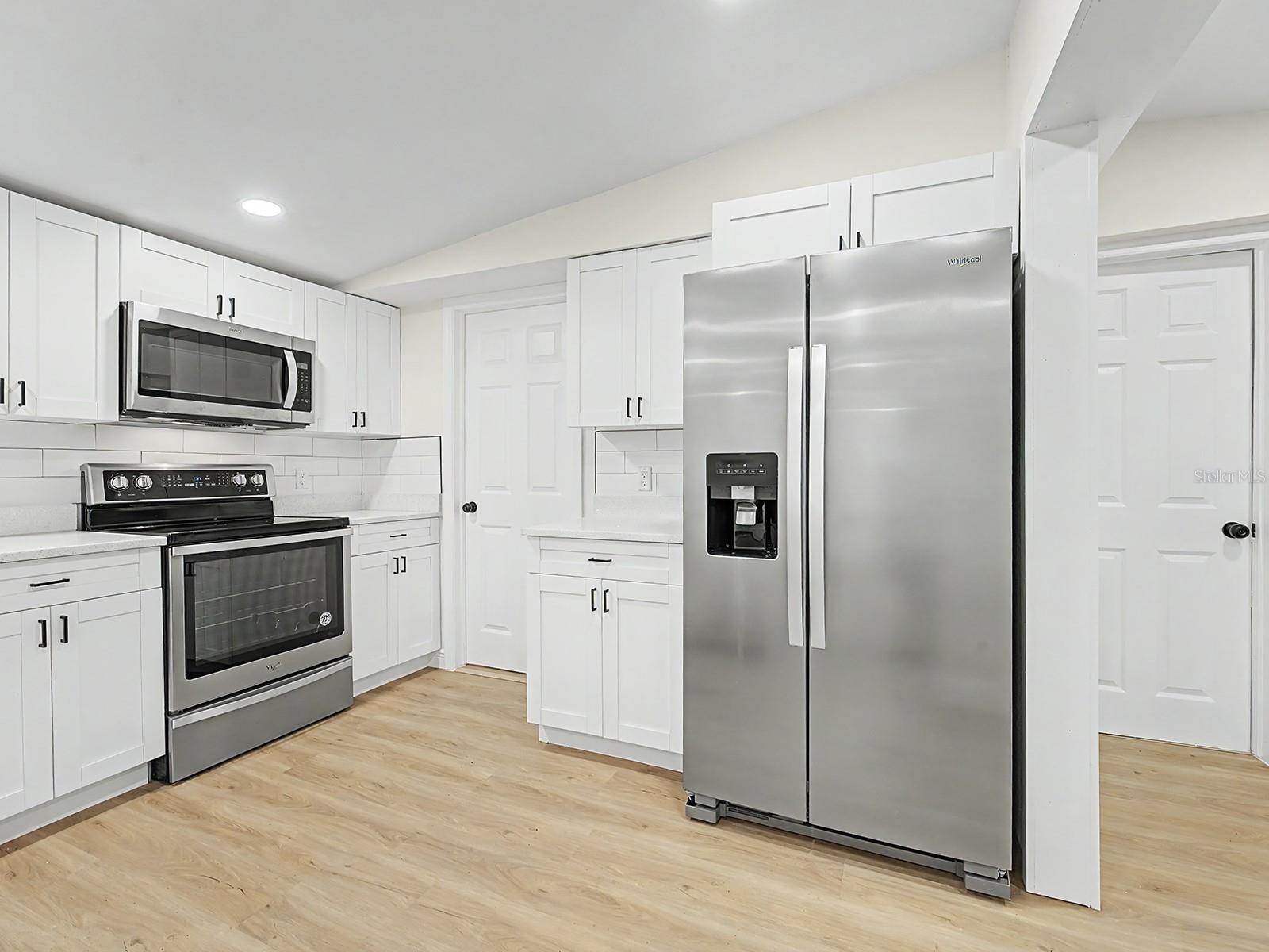 OAKWOOD ESTATES - Residential